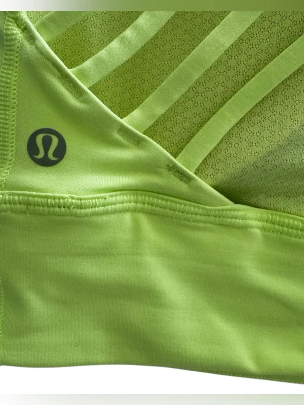 Lululemon Free to Be High-Neck Longline Bra Wild Light Support A/B Faded Zap  S6